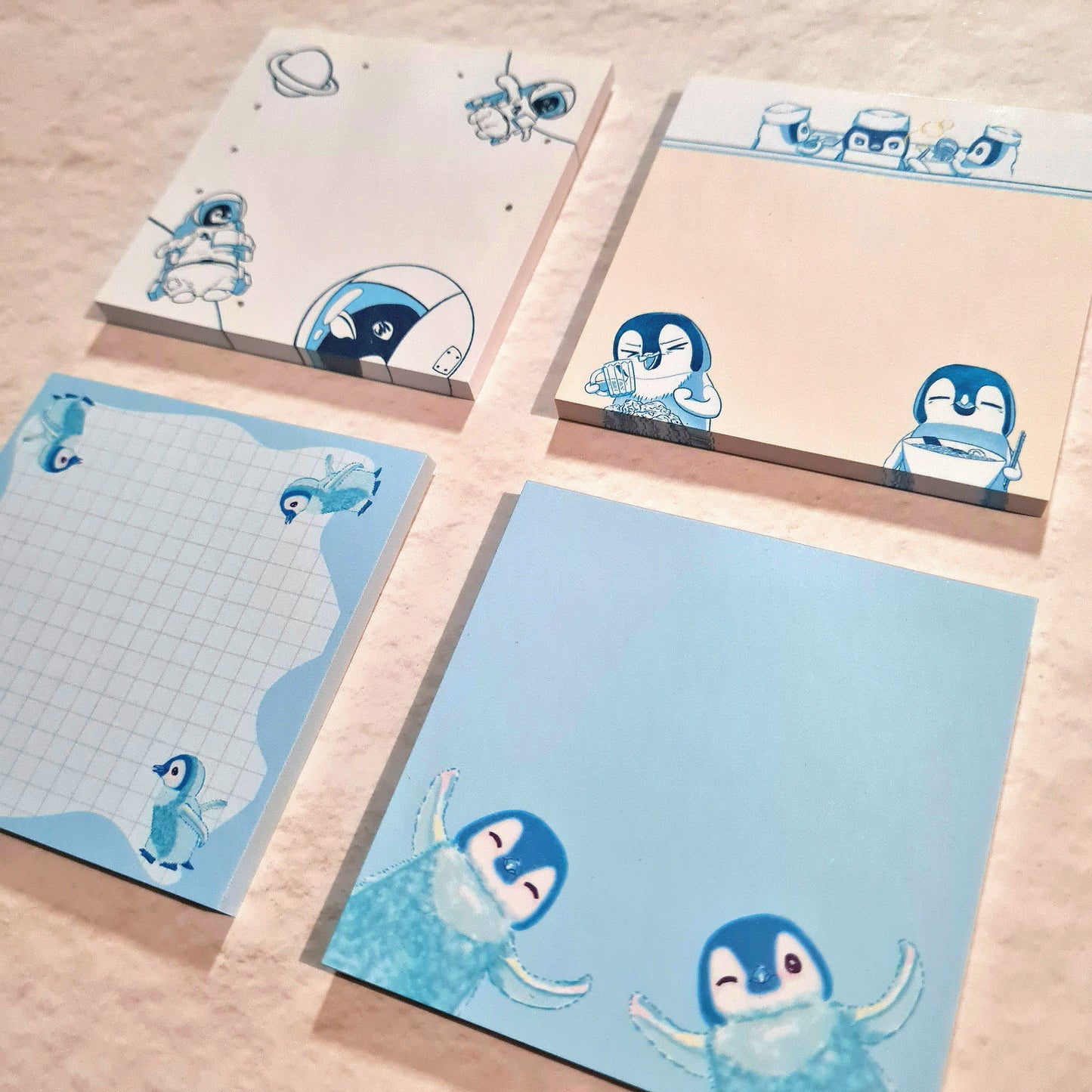 Astronaut Penguin mini Memo Pad 3 inches square(50 sheets)