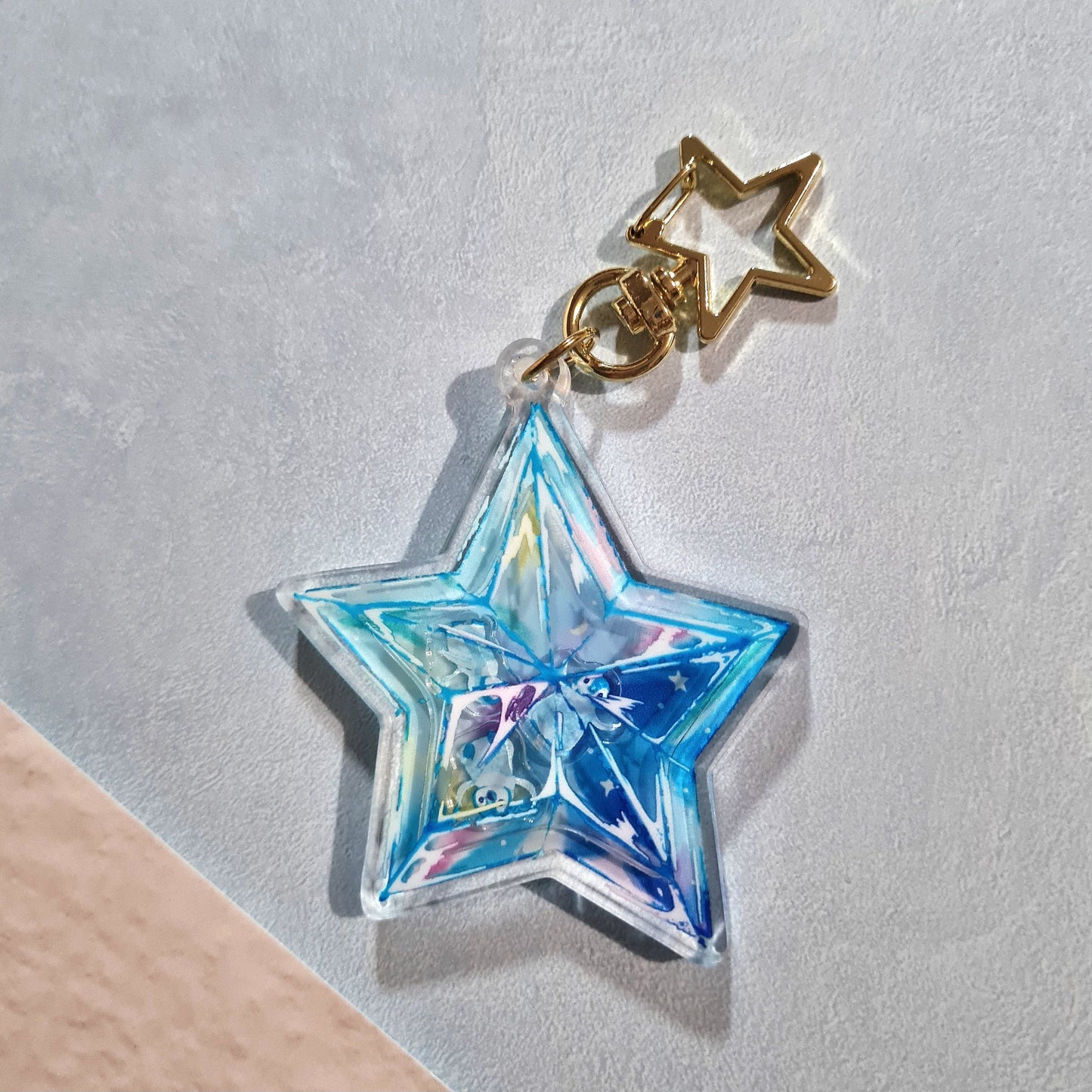 Pipin in Star Acrylic Shaker Keychain